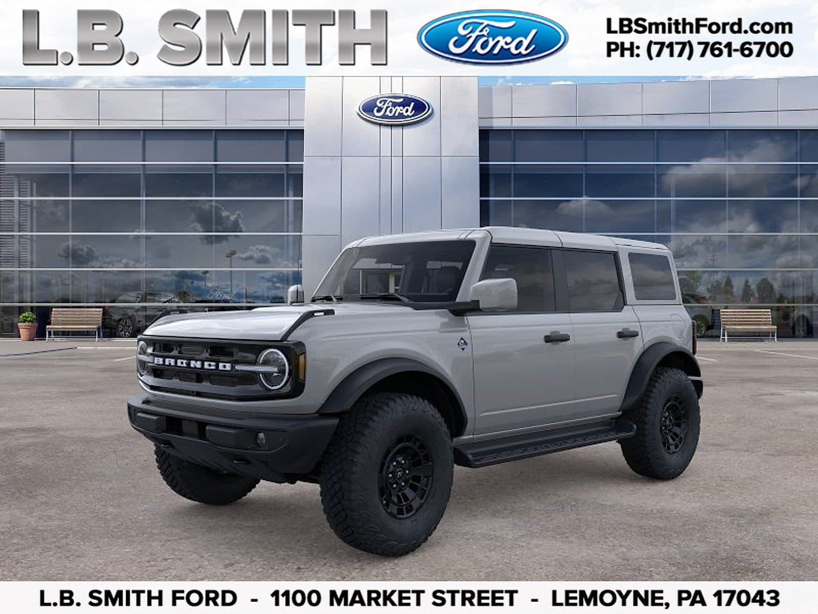 2026 Ford Bronco Outer Banks — photo 1 of 57