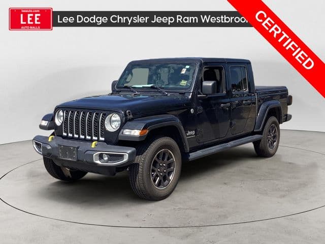 2023 Jeep Gladiator Overland — photo 1 of 11
