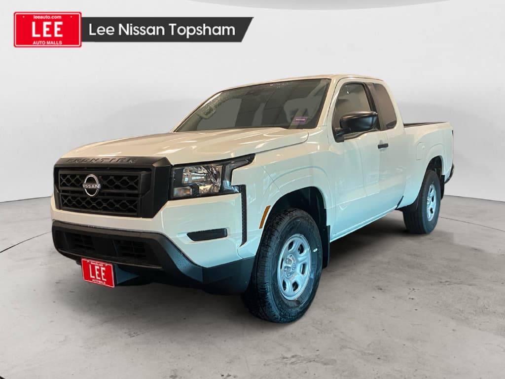 2024 Nissan Frontier S — photo 1 of 17