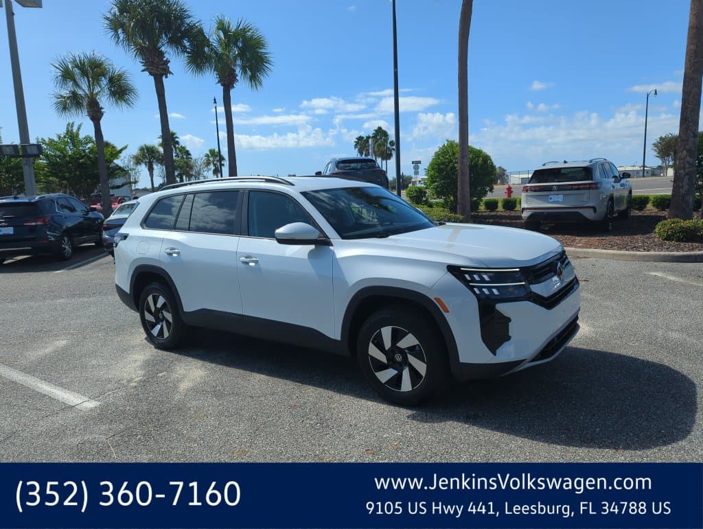 2027 Volkswagen Atlas SE — photo 1 of 48