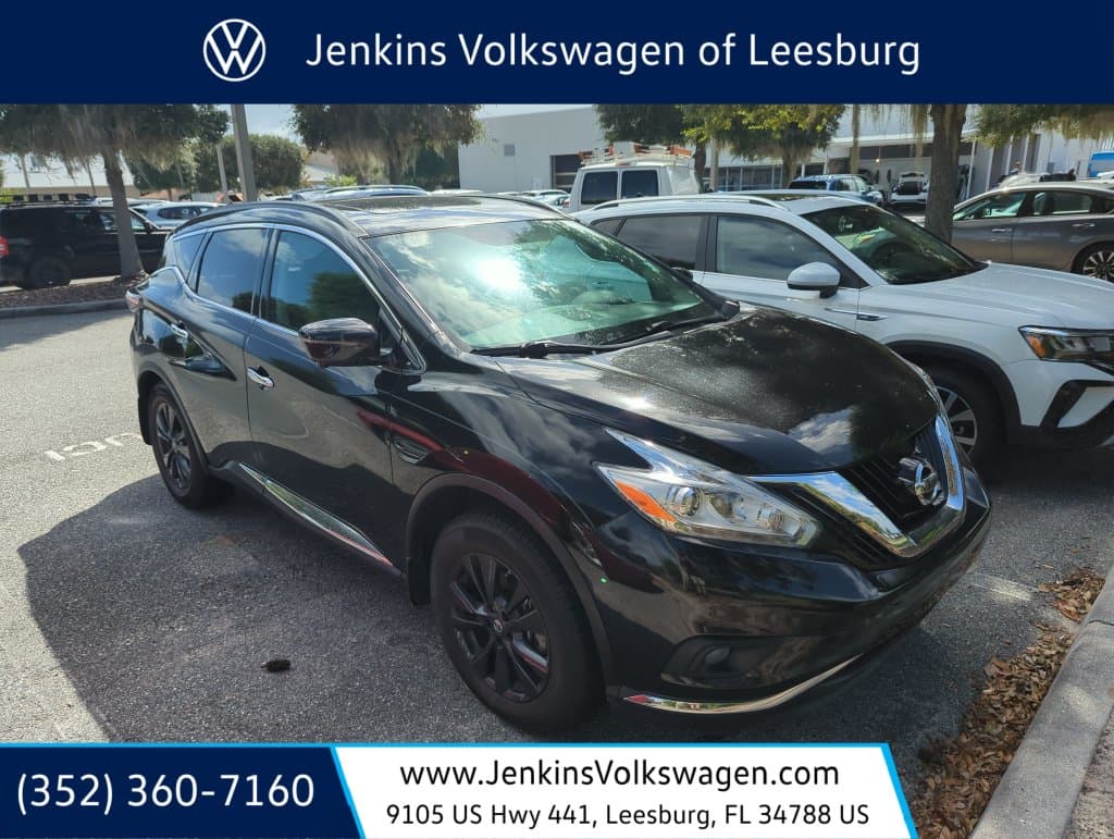 2017 Nissan Murano SV — photo 1 of 15