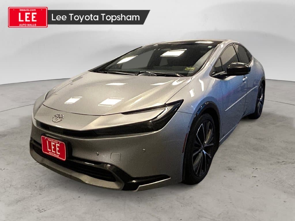 2023 Toyota Prius Limited — photo 1 of 12