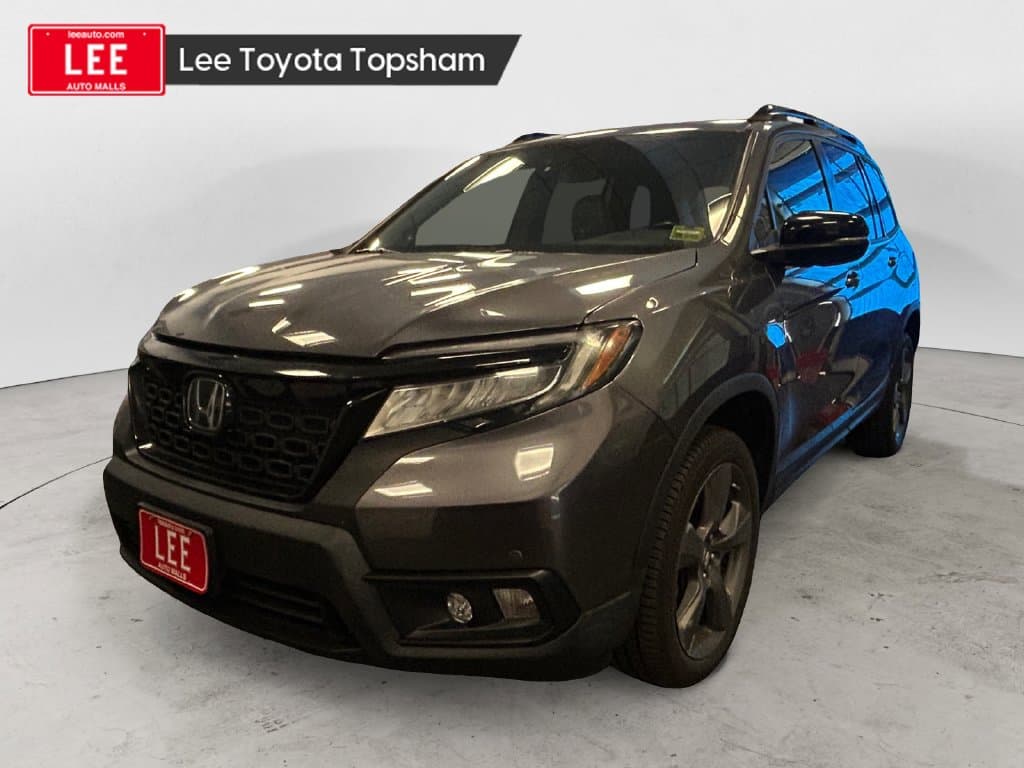 2019 Honda Passport Touring — photo 1 of 12