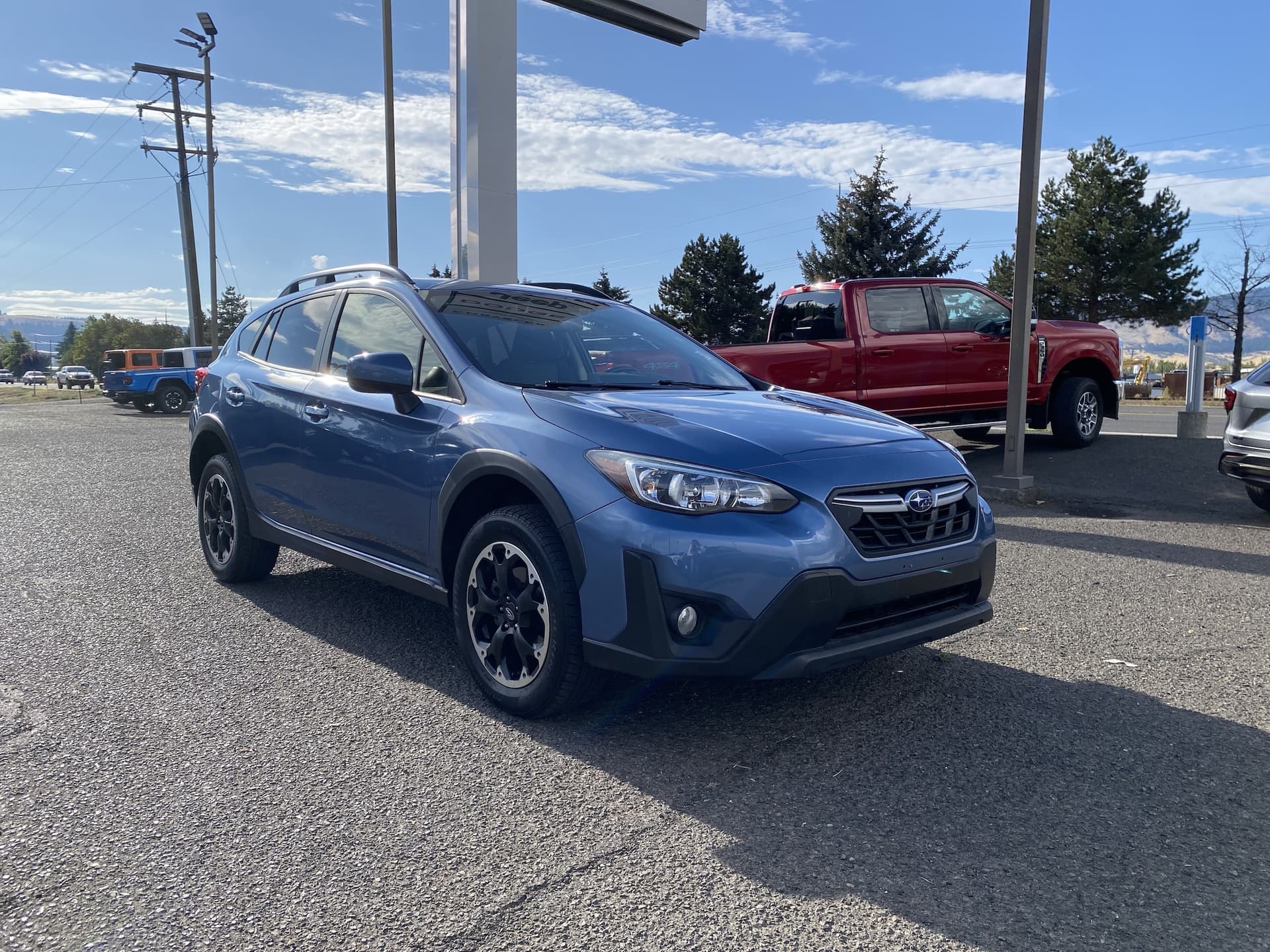 2022 Subaru Crosstrek Premium — photo 1 of 33