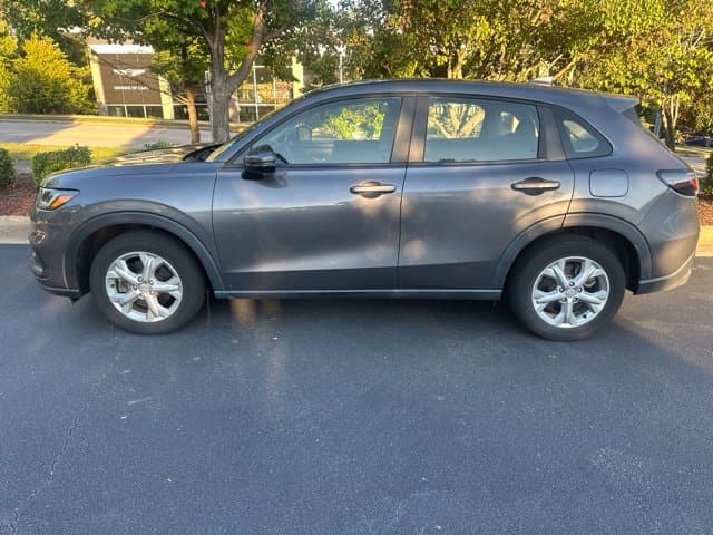 2024 Honda HR-V LX — photo 1 of 15