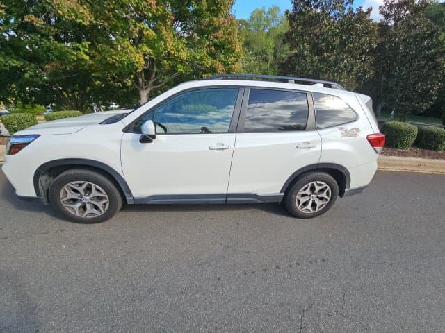 2019 Subaru Forester Premium — photo 1 of 13