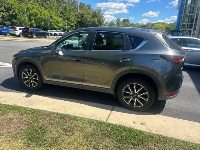 2018 Mazda CX-5 Touring — photo 1 of 15