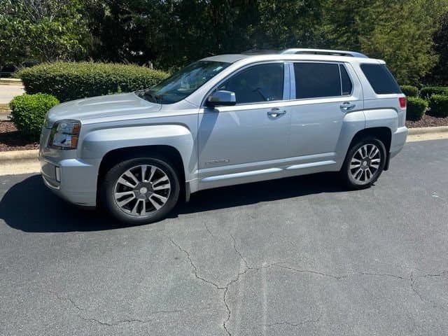 2017 GMC Terrain Denali — photo 1 of 15