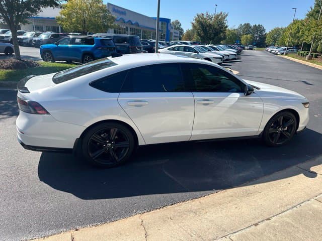 2025 Honda Accord Hybrid Sport-L — photo 1 of 15