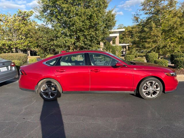 2024 Honda Accord Sedan EX — photo 1 of 16