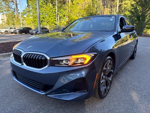 2026 BMW 3 Series 330i — photo 1 of 16
