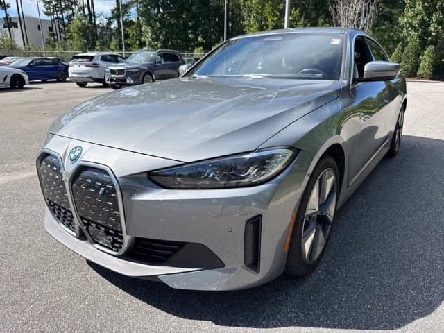 2024 BMW i4 eDrive40 — photo 1 of 16
