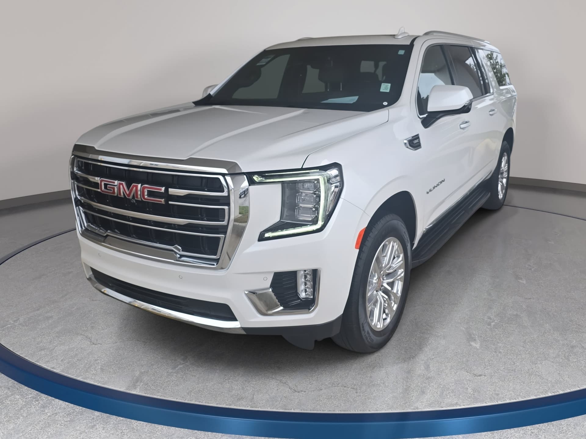 2024 GMC Yukon XL SLT — photo 1 of 37