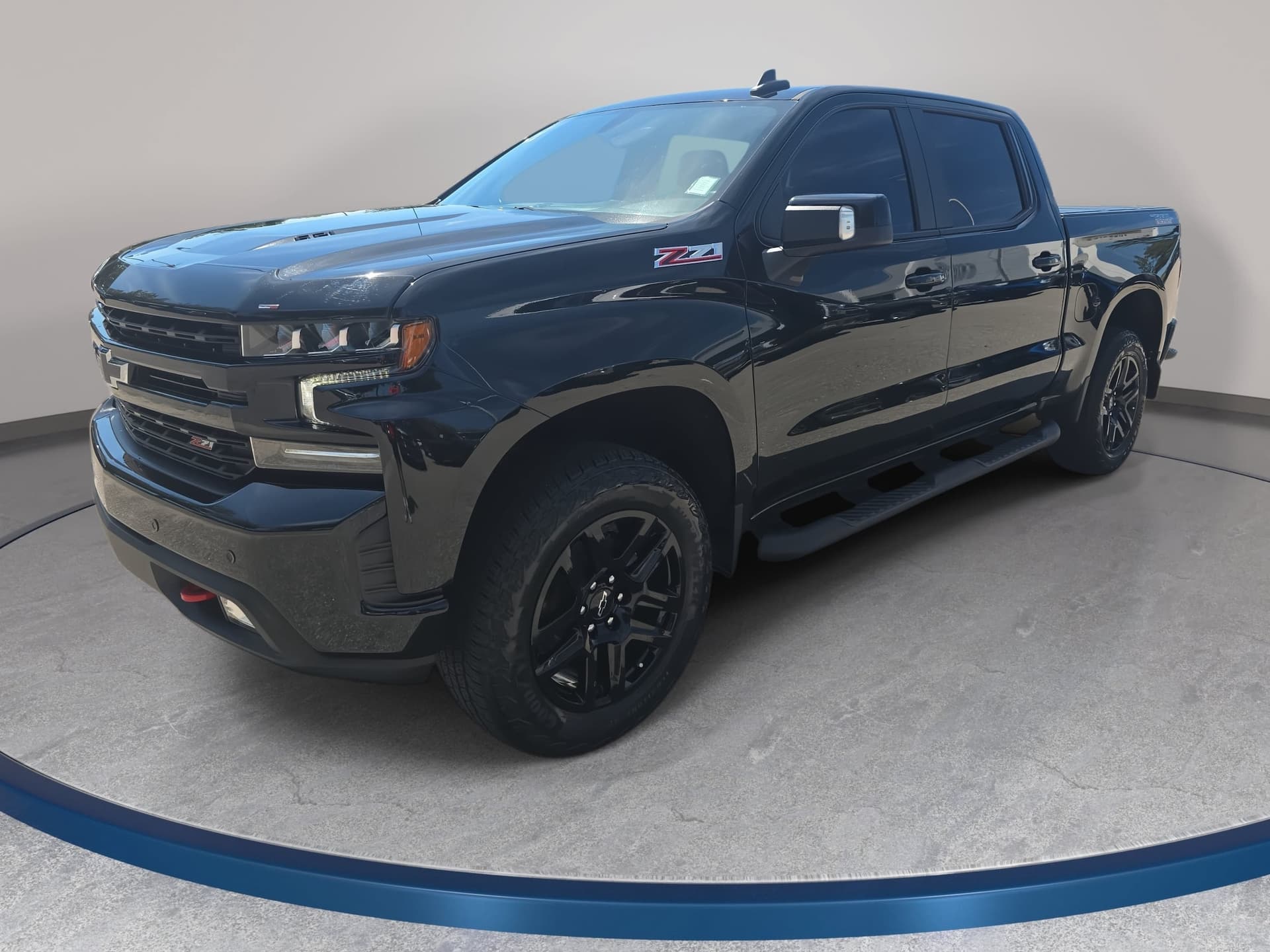 2021 Chevrolet Silverado 1500 LT Trail Boss — photo 1 of 33