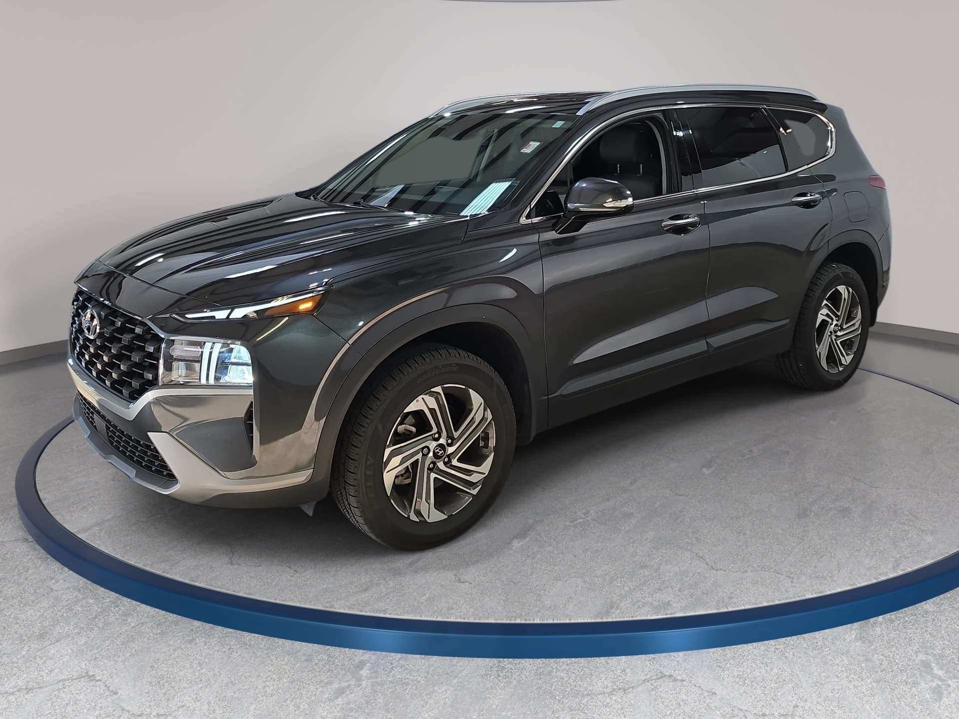 2023 Hyundai Santa Fe SEL — photo 1 of 12