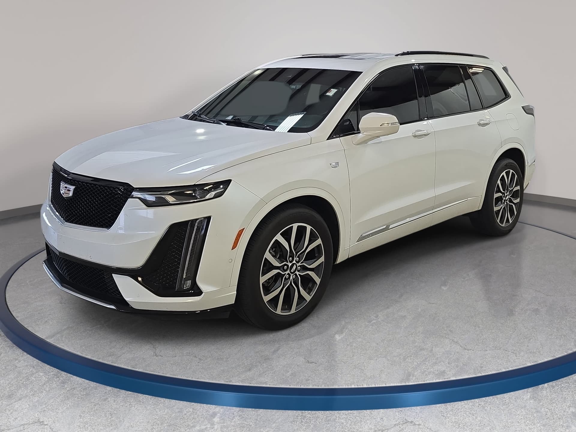 2021 Cadillac XT6 Sport — photo 1 of 33