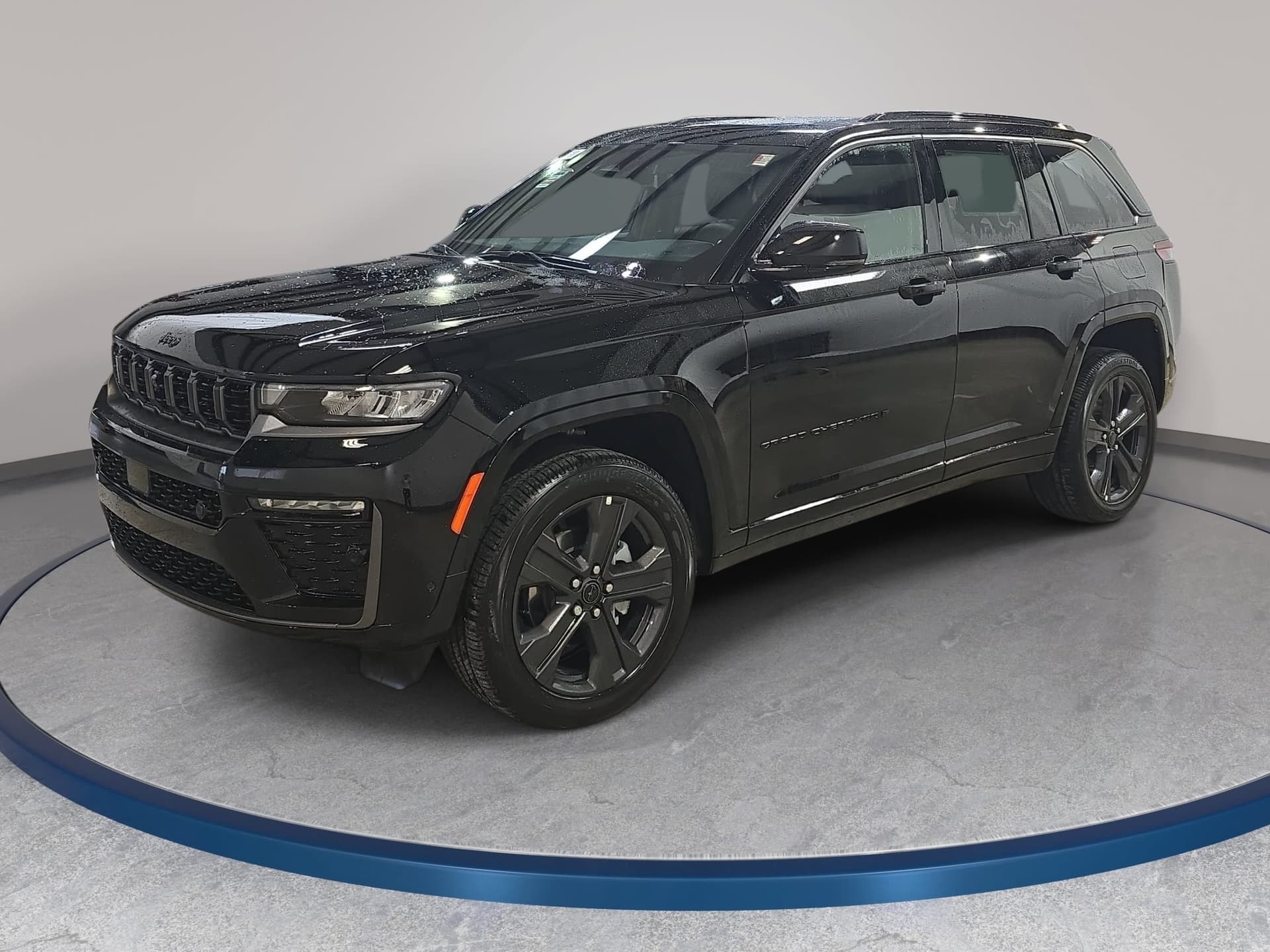 2027 Jeep Grand Cherokee Limited Reserve — photo 1 of 48