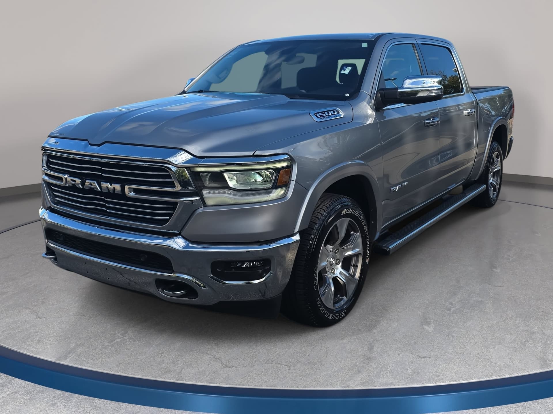 2021 RAM 1500 Laramie — photo 1 of 36