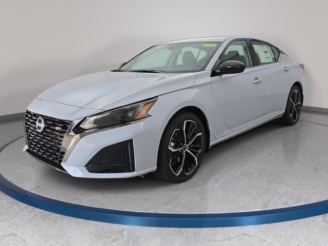 2025 Nissan Altima SR — photo 1 of 33