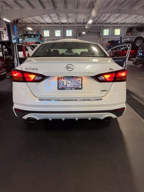 2023 Nissan Altima 2.5 SL — photo 1 of 35