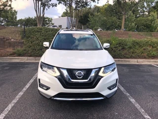 2017 Nissan Rogue SL — photo 1 of 30