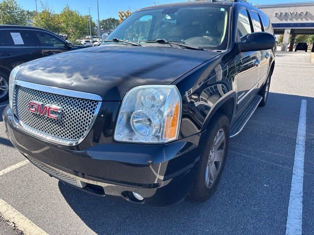 2014 GMC Yukon XL Denali — photo 1 of 7