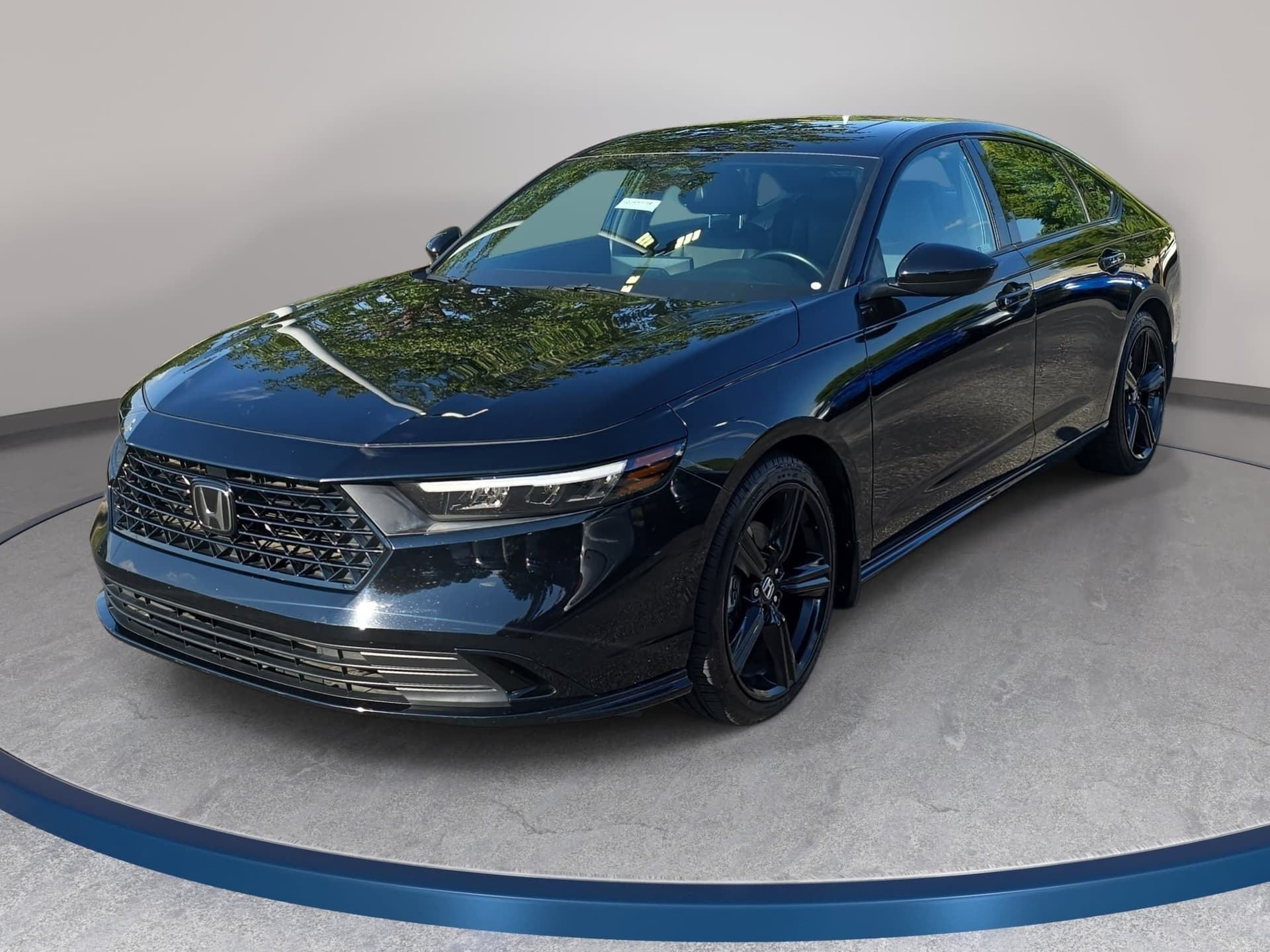 2023 Honda Accord Hybrid Sport-L — photo 1 of 33