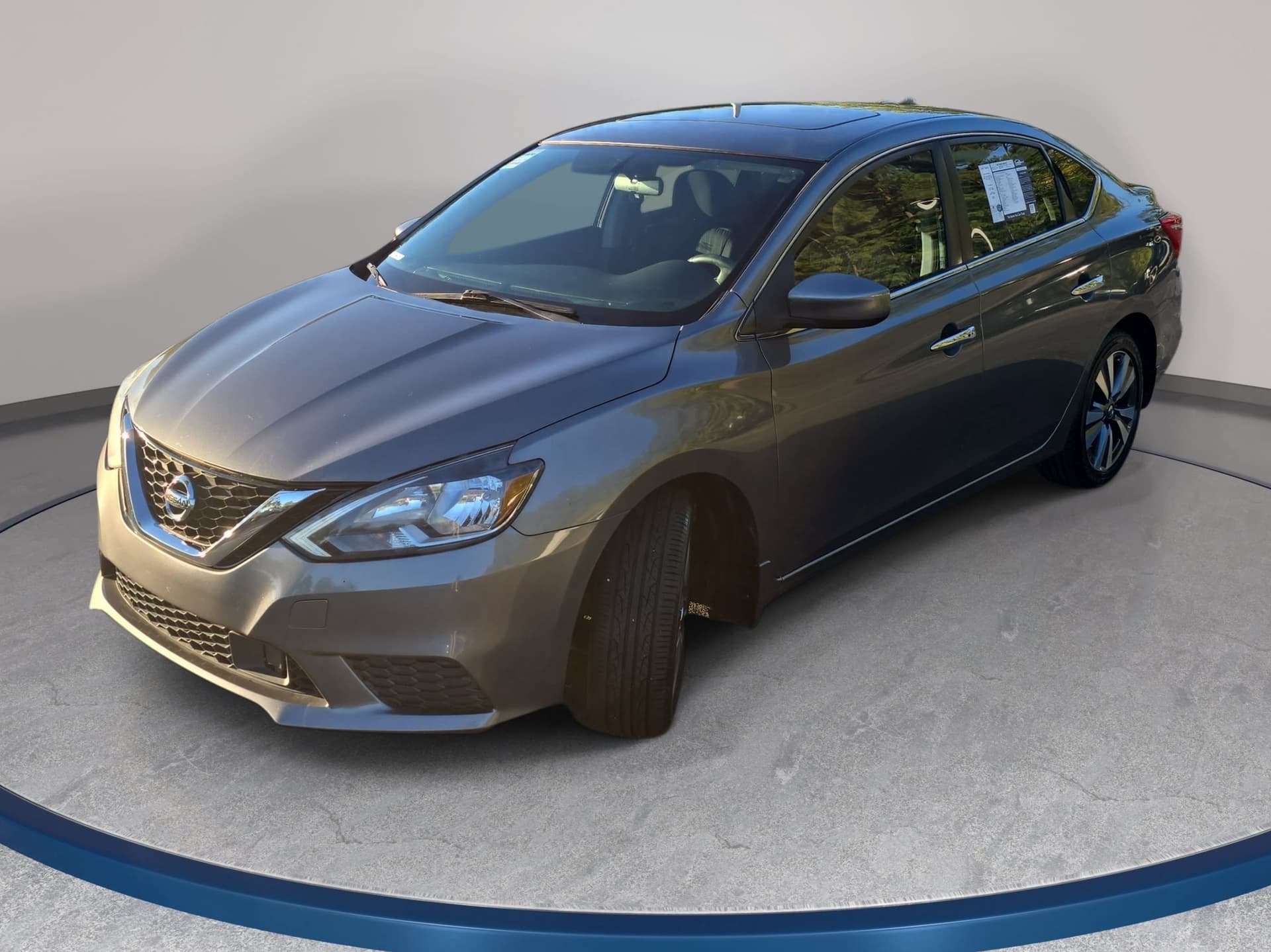 2019 Nissan Sentra SV — photo 1 of 35
