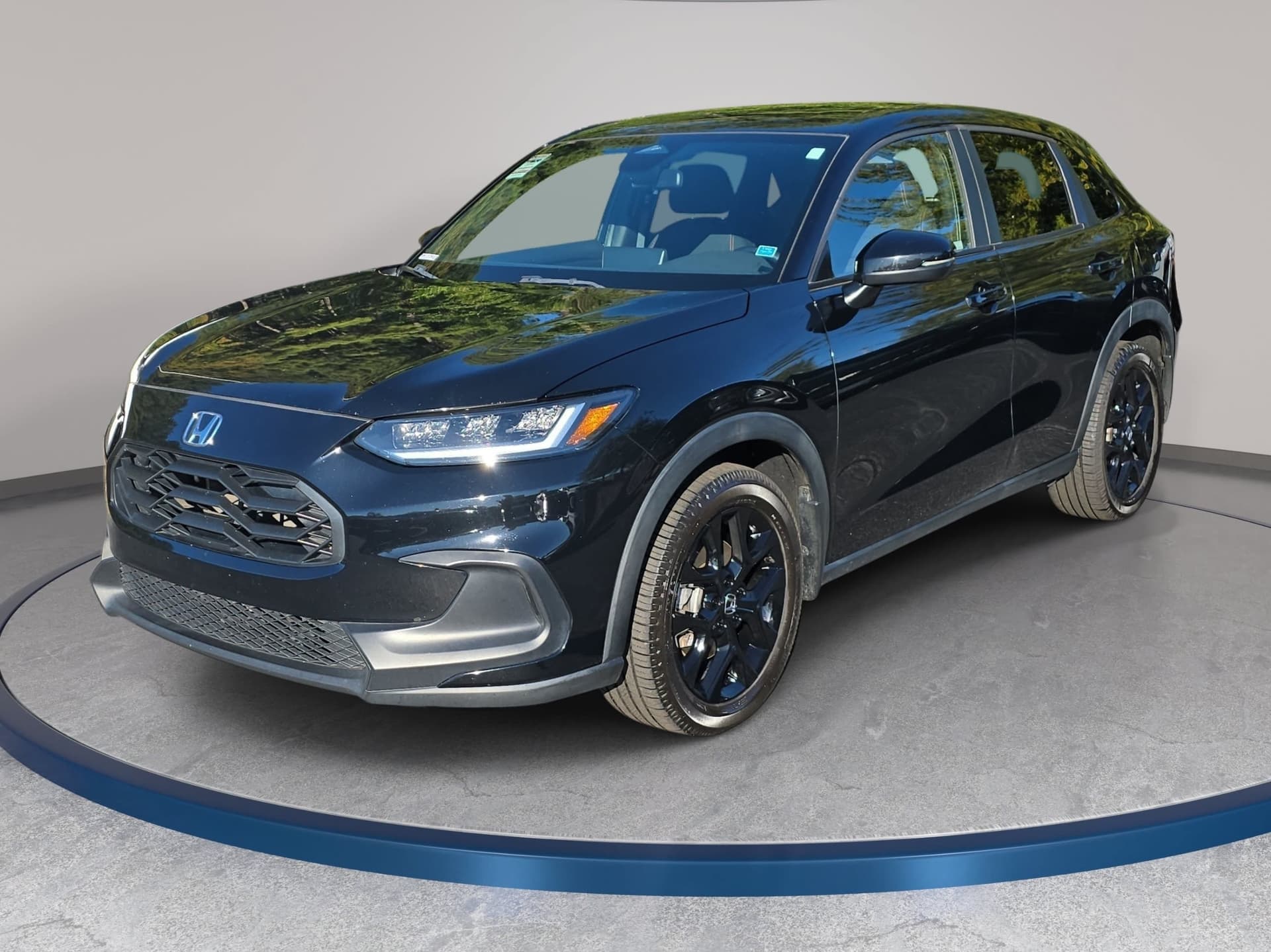 2024 Honda HR-V Base — photo 1 of 34