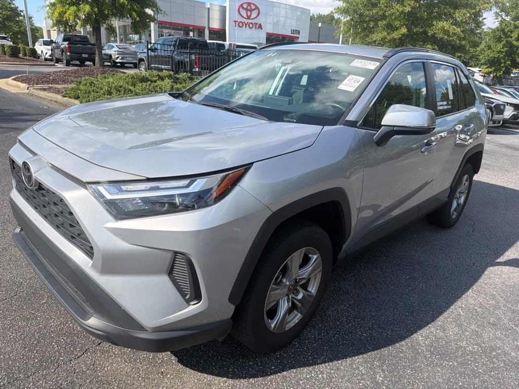 2025 Toyota RAV4 XLE — photo 1 of 13