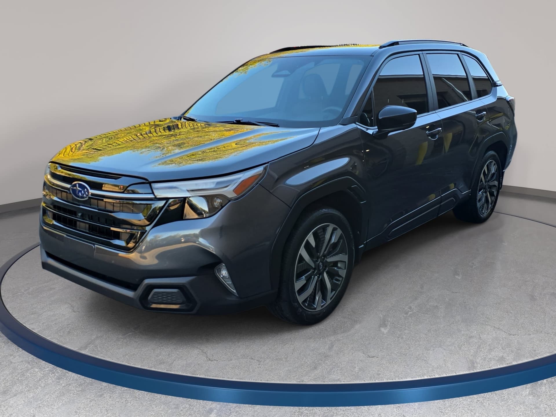 2025 Subaru Forester Touring — photo 1 of 35