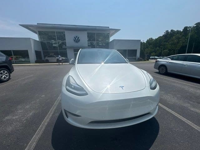 2021 Tesla Model Y Long Range — photo 1 of 17