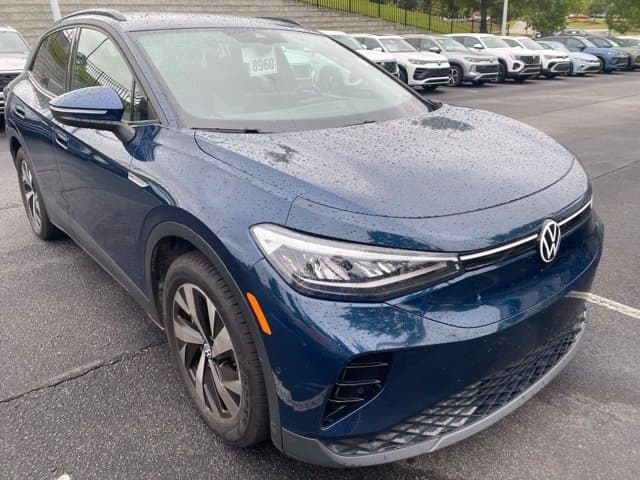 2023 Volkswagen ID.4 Pro — photo 1 of 14