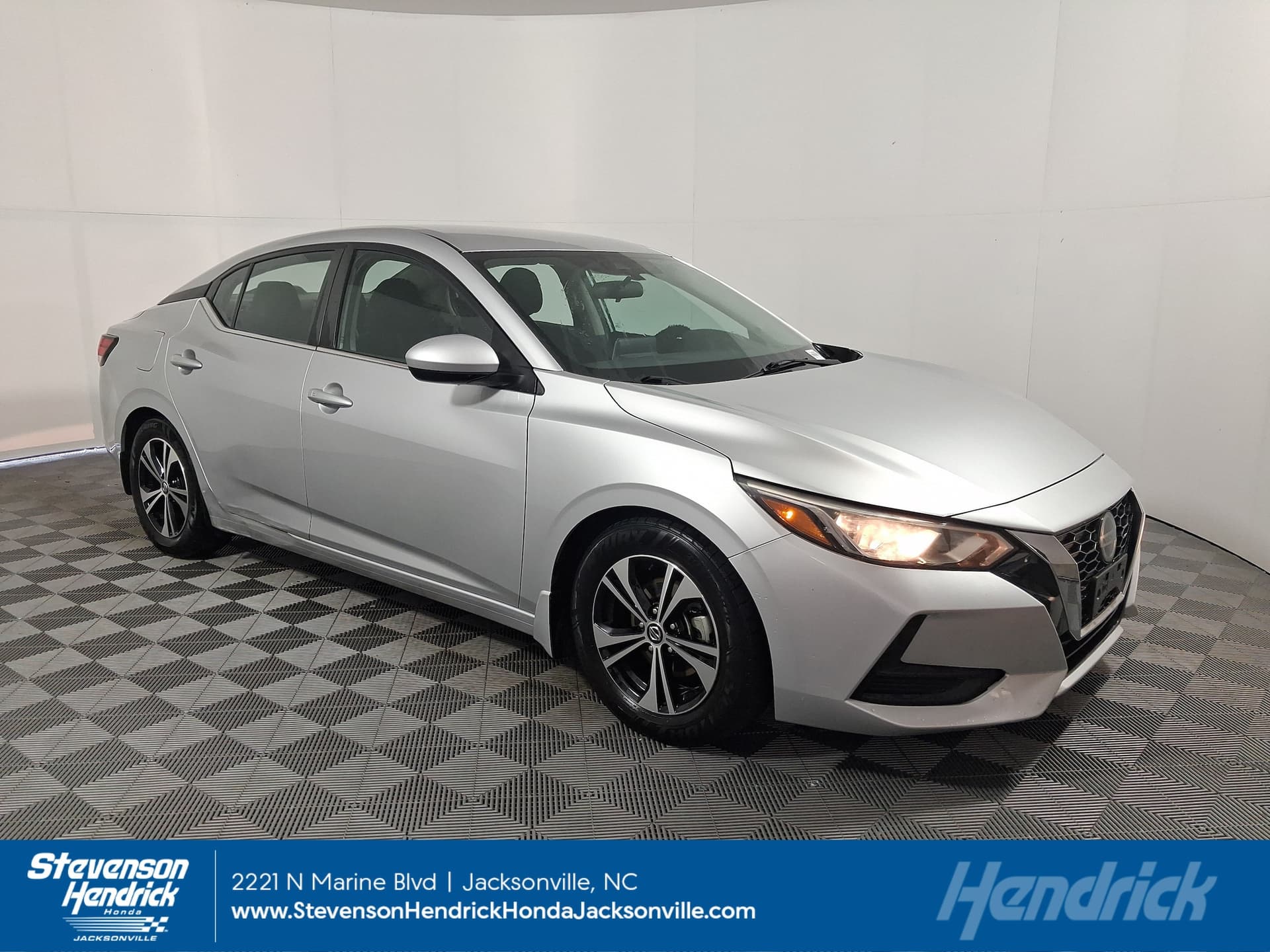 2021 Nissan Sentra SV — photo 1 of 11