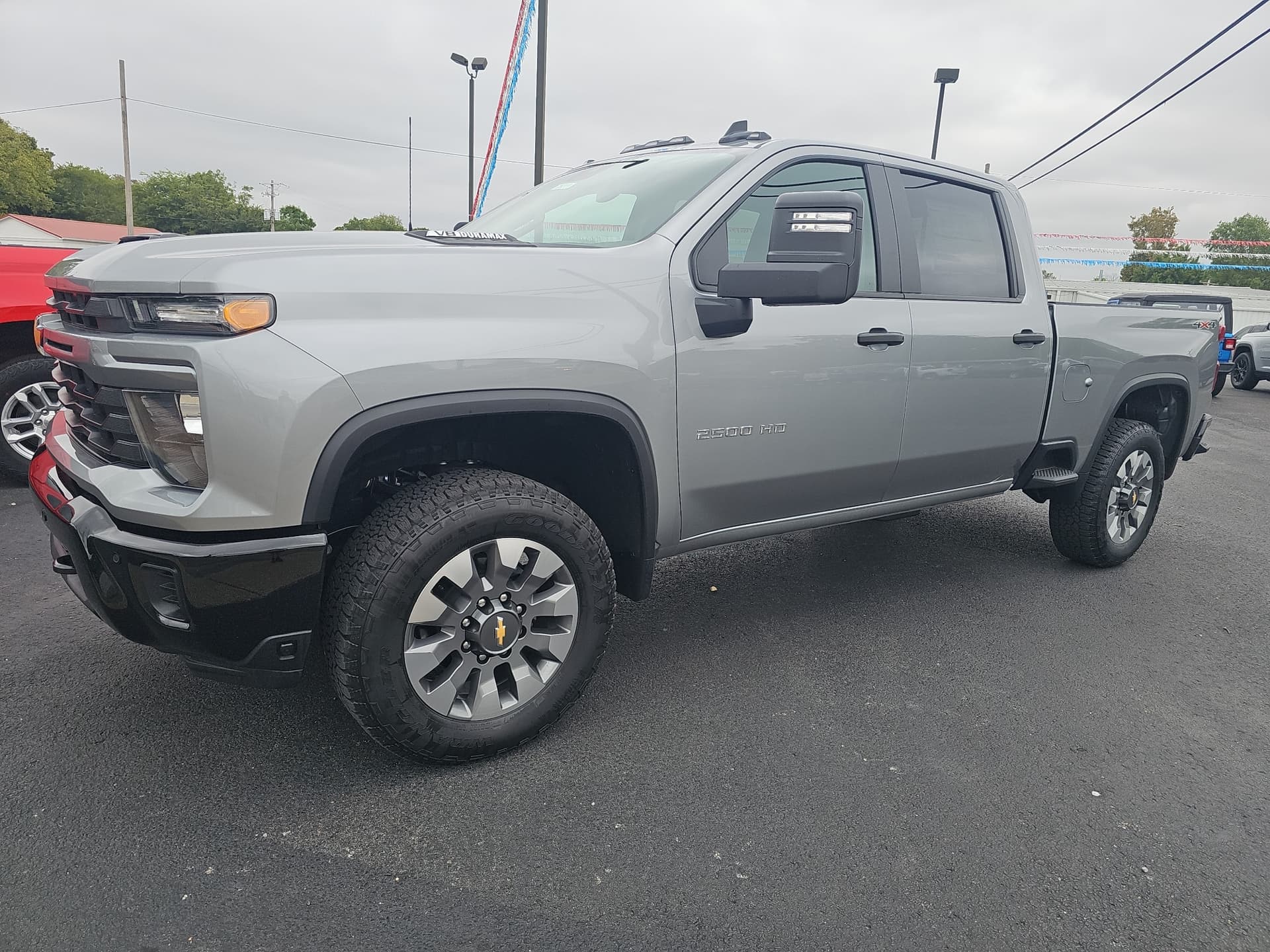 2026 Chevrolet Silverado 2500HD Custom — photo 1 of 27