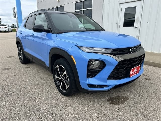 2023 Chevrolet Trailblazer RS — photo 1 of 34