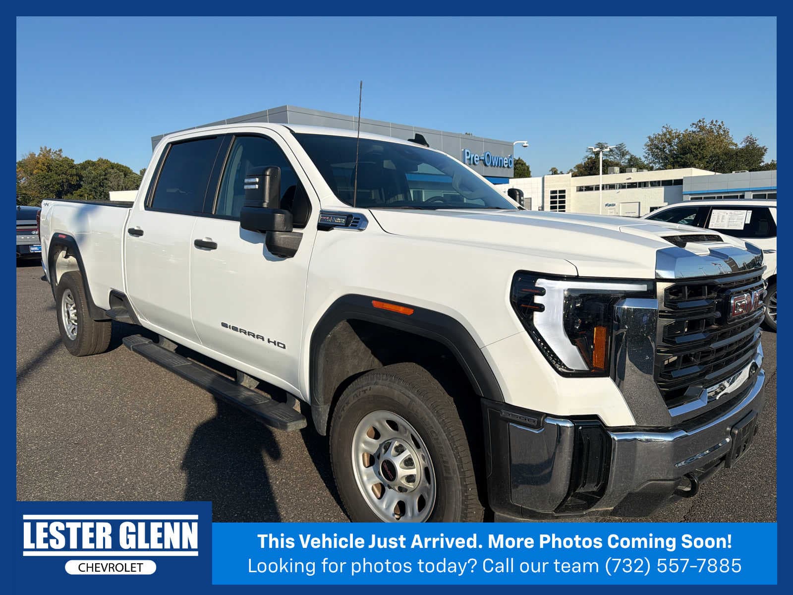 2024 GMC Sierra 3500HD Pro — photo 1 of 10