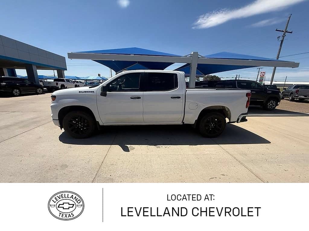 2024 Chevrolet Silverado 1500 Custom — photo 1 of 22