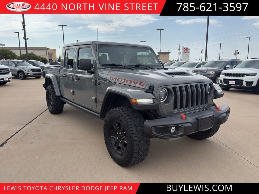 2023 Jeep Gladiator Mojave — photo 1 of 16
