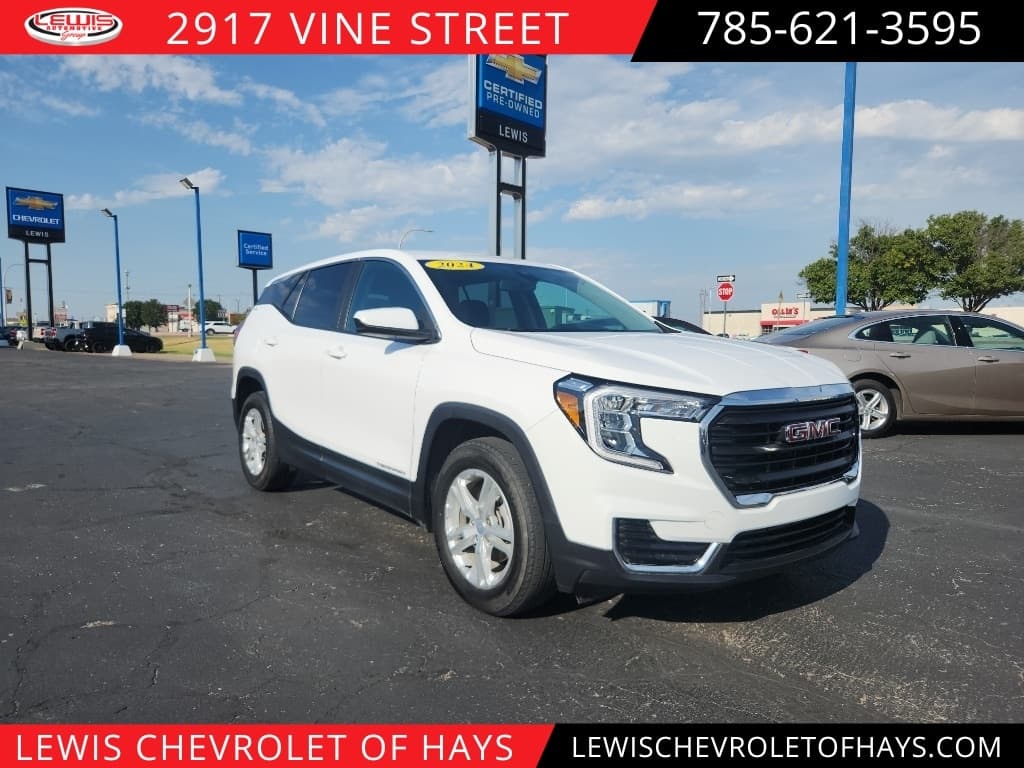 2024 GMC Terrain SLE — photo 1 of 22