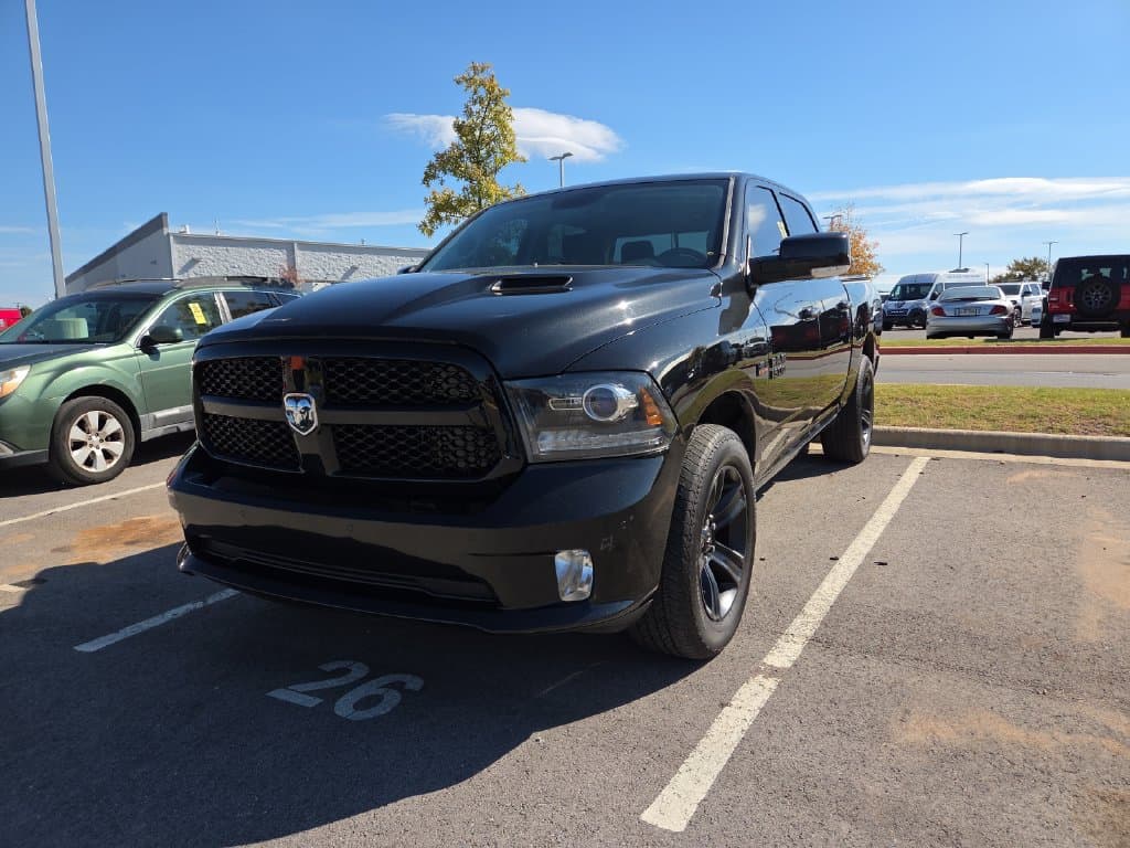 2018 RAM 1500 Sport — photo 1 of 6