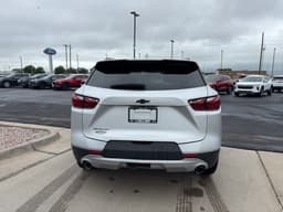 Extra Photo