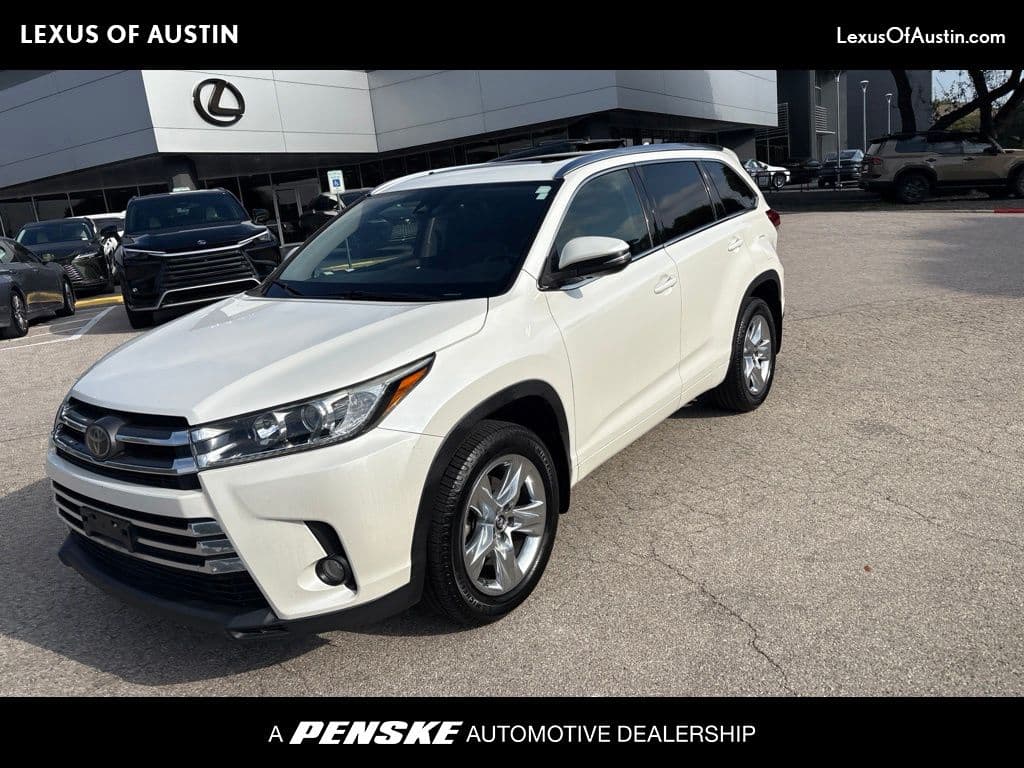 2018 Toyota Highlander Limited V6 — photo 1 of 22