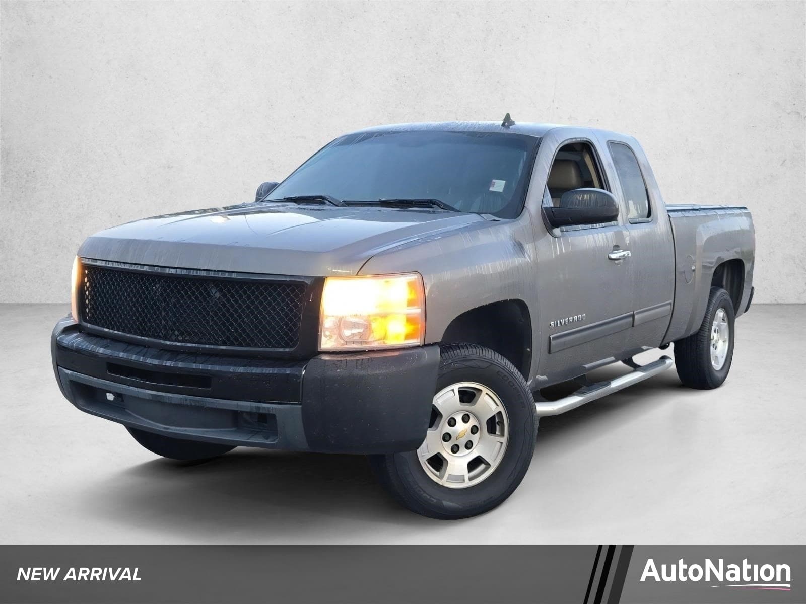 2013 Chevrolet Silverado 1500 LT — photo 1 of 15