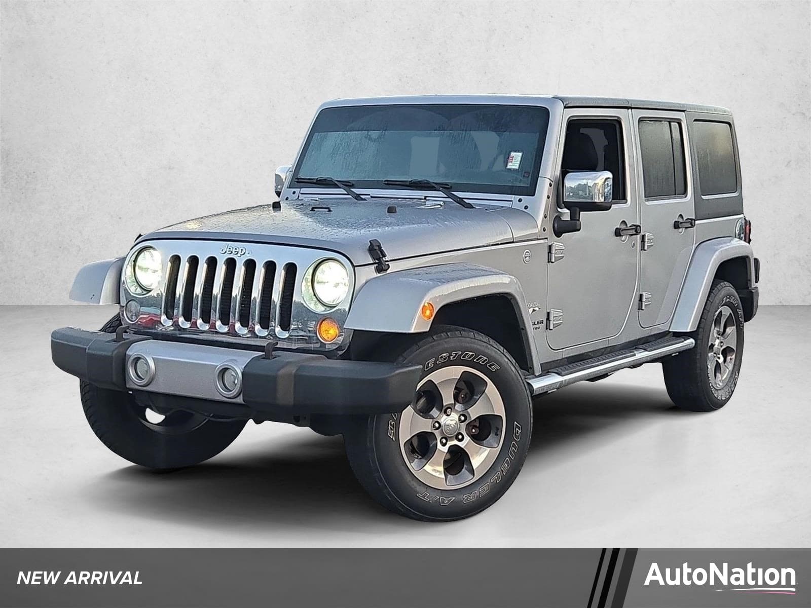 2016 Jeep Wrangler Unlimited Sahara — photo 1 of 16