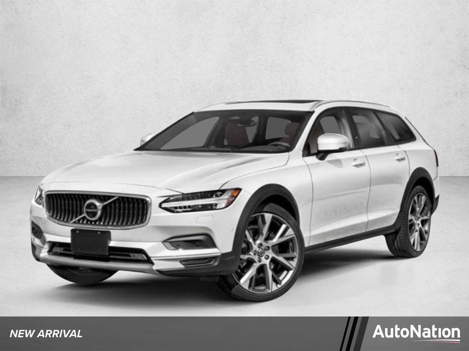 2025 Volvo V90 Cross Country Base — photo 1 of 30