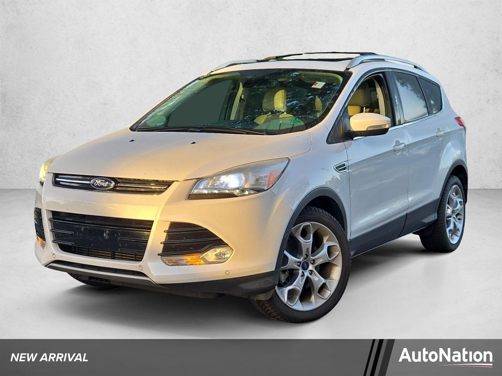 2014 Ford Escape Titanium — photo 1 of 15