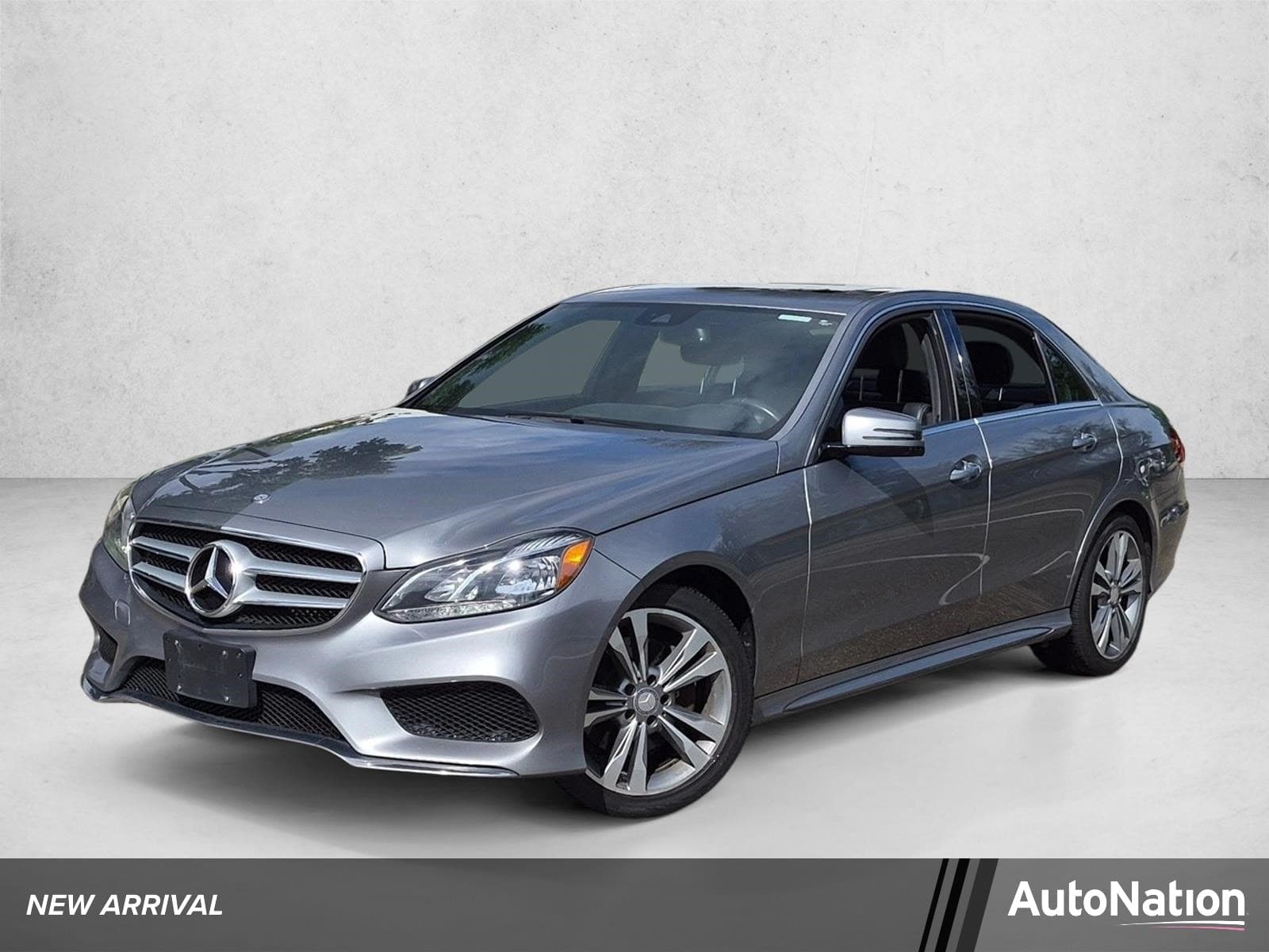 2014 Mercedes-Benz E-Class Base — photo 1 of 16