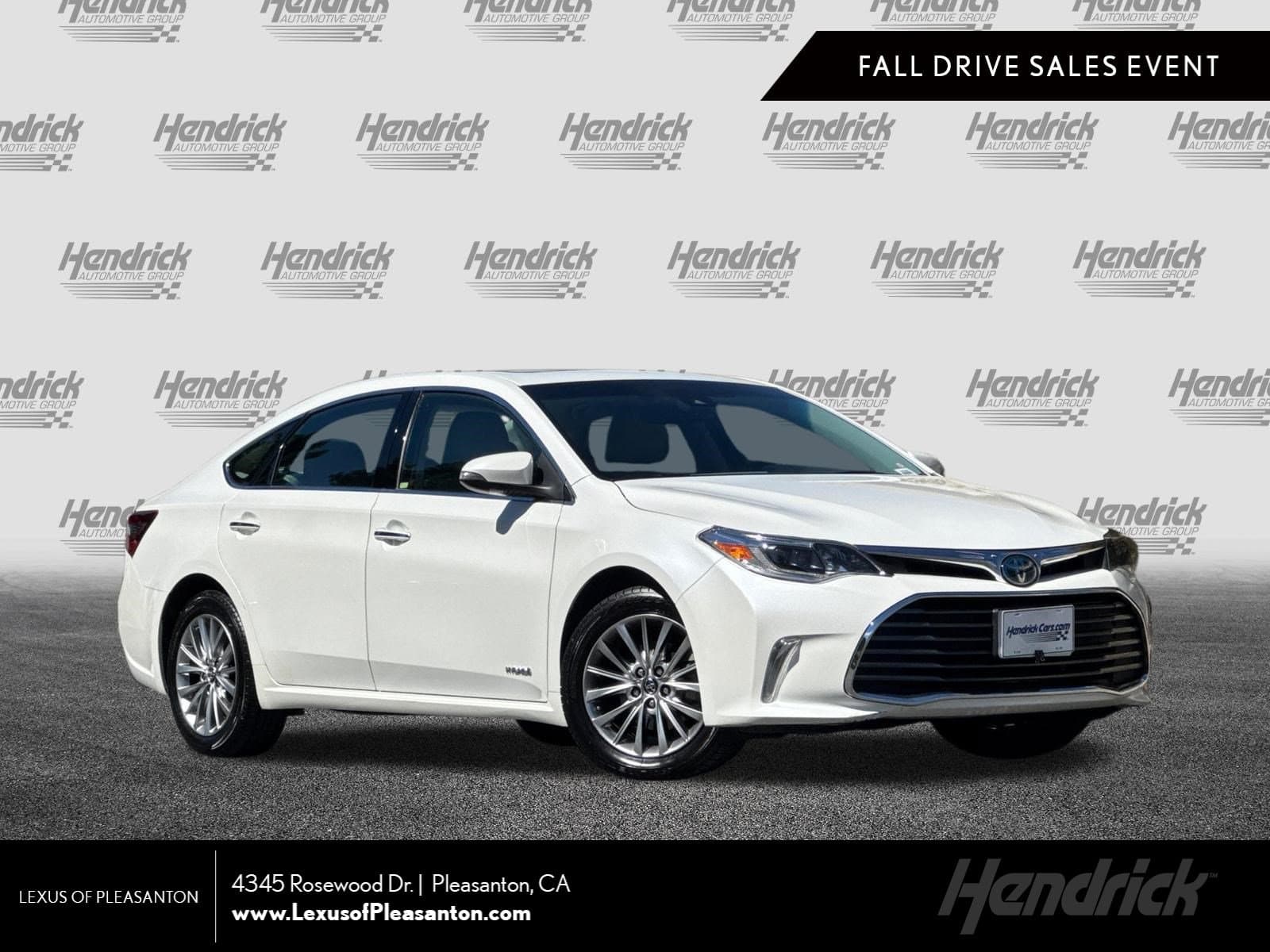 2016 Toyota Avalon Hybrid Limited — photo 1 of 39