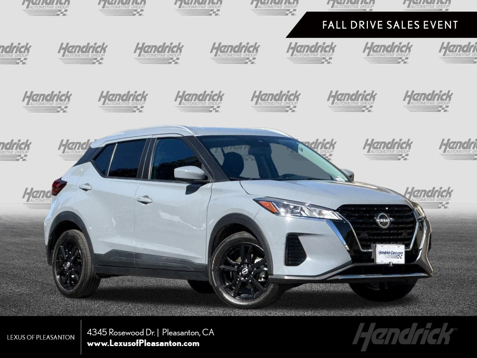 2023 Nissan Kicks SV — photo 1 of 39